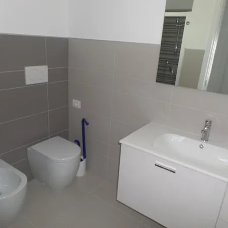 Comfortable Featuring A Rooftop Pool * Bibione